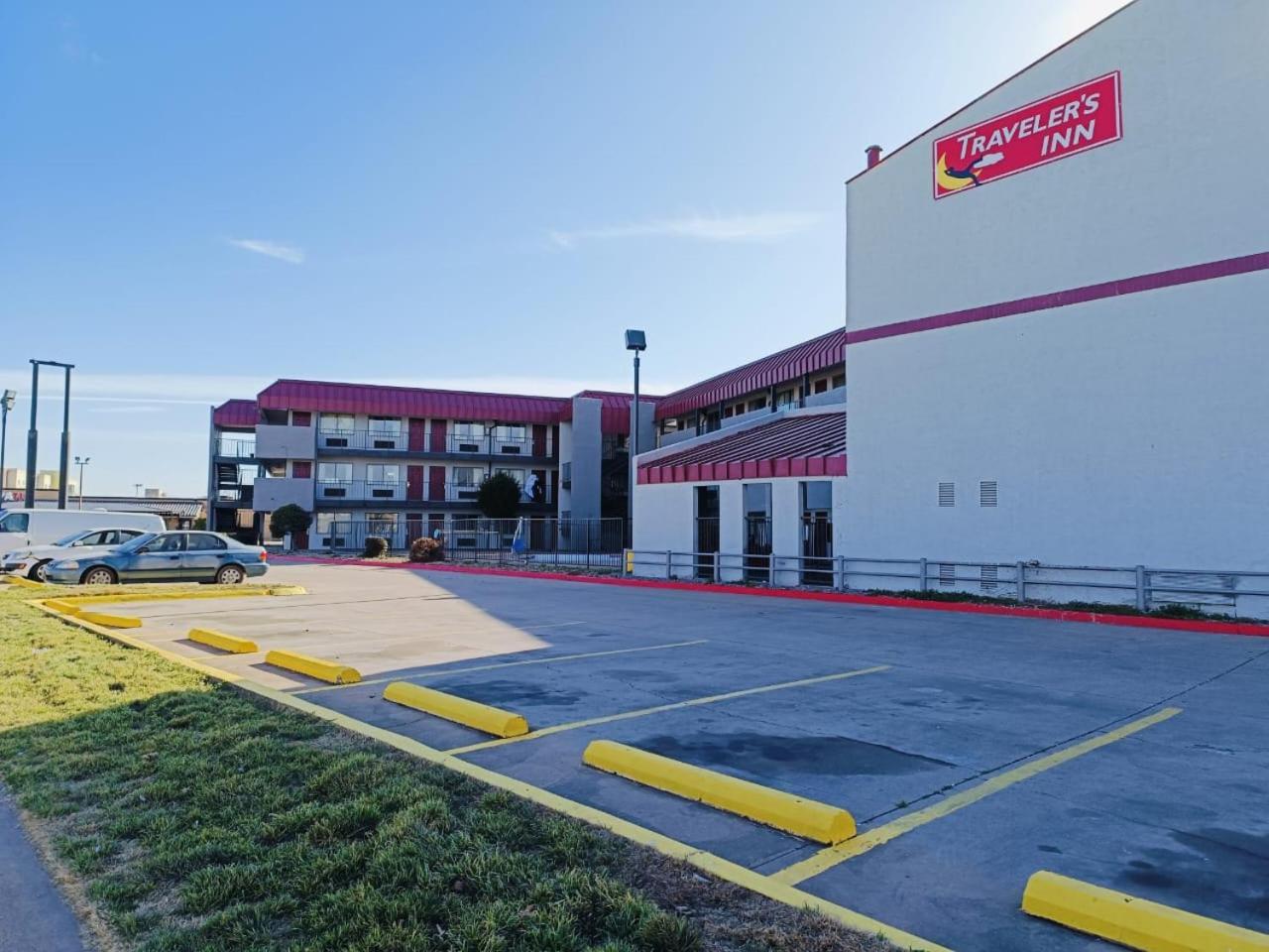 Travelers Inn By Oyo Wichita Falls Exterior photo